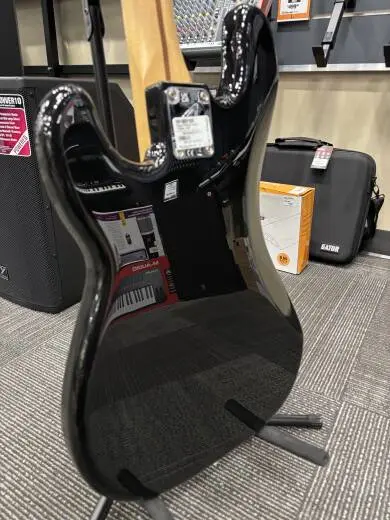 Fender - 014-0472-506 2